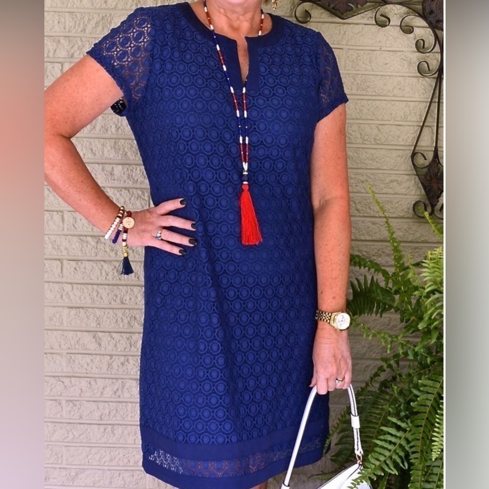 Isaac Mizrahi Women’s Blue V Cut Neck Short Sleeve Knee Length Dress Size 1X
